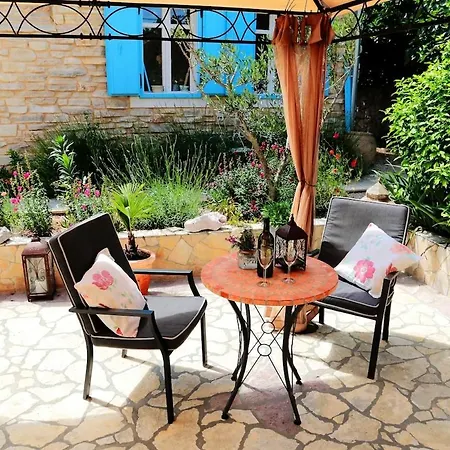 Oleander Romantic For 2 People With Pool *